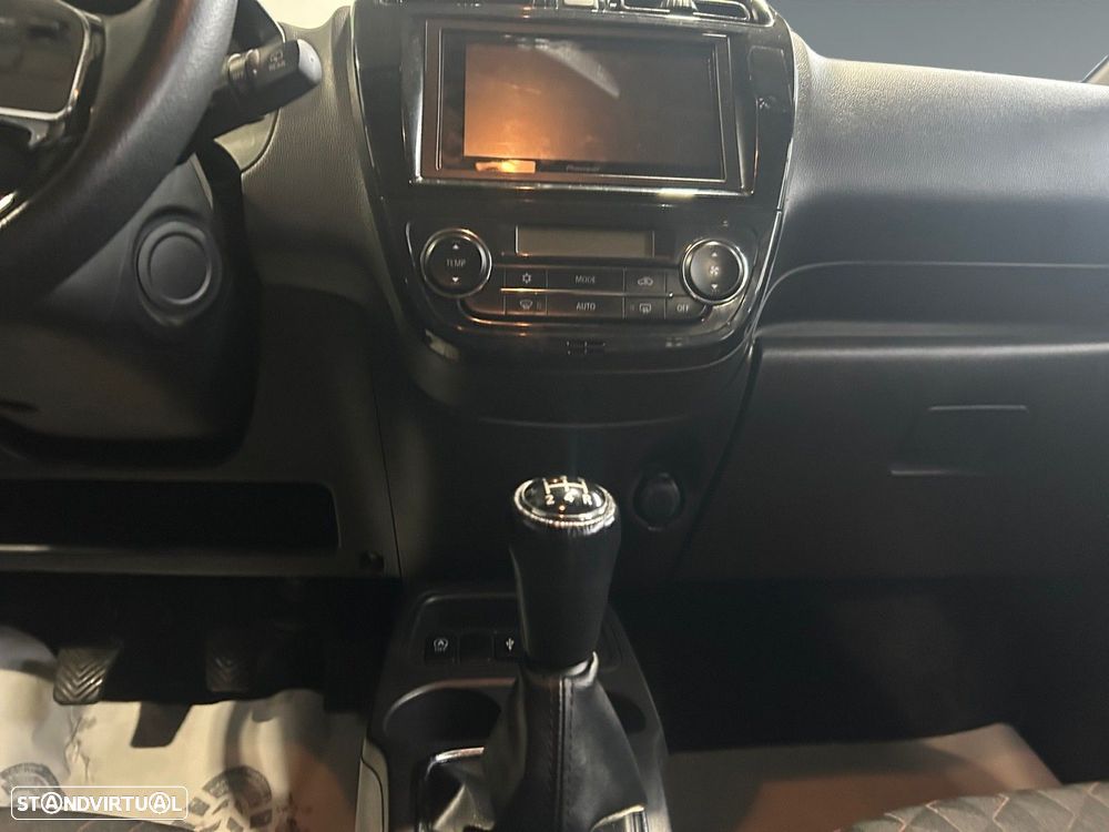 Mitsubishi Space Star 1.2 Intense Connect Edition - 11