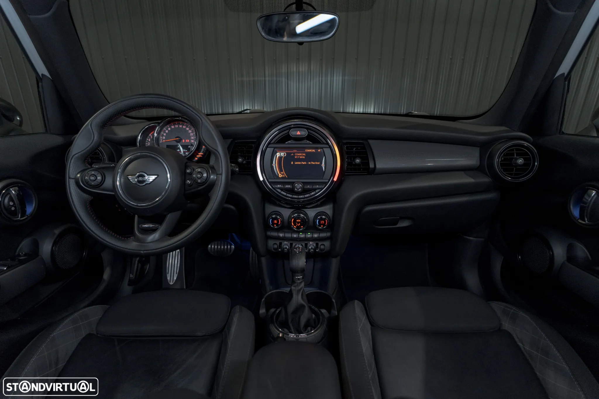 MINI 5 Portas Cooper D Auto - 6
