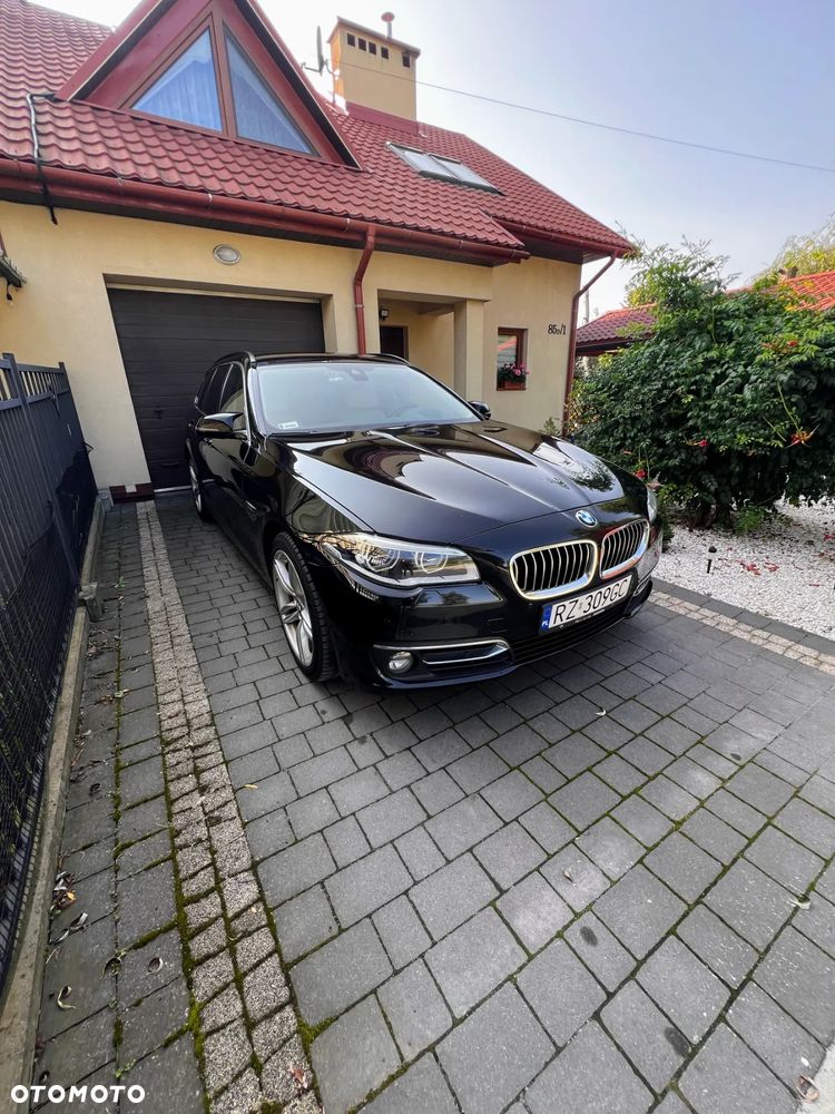 BMW Seria 5 520d xDrive Luxury Line - 2