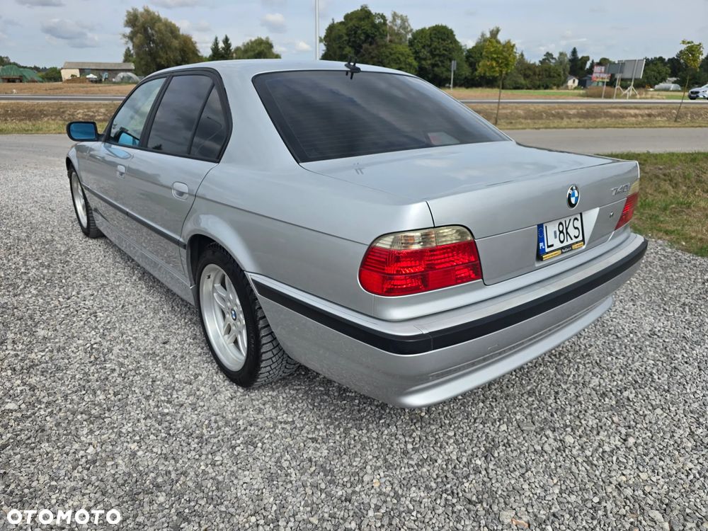 BMW Seria 7 - 6
