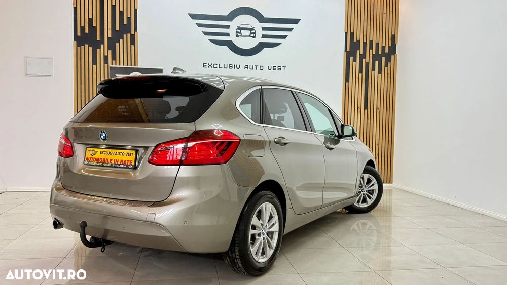 BMW Seria 2 218d - 4