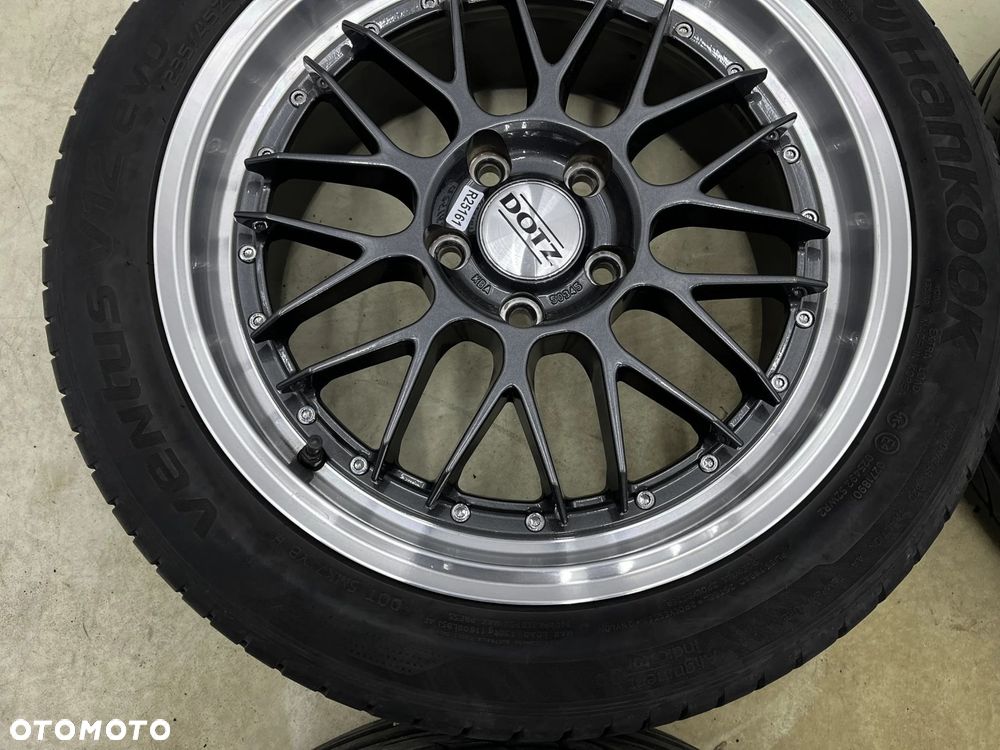 Felgi aluminiowe VW Volkswagen Audi Seat Skoda r17 cali 7,5jx17 ET48 5x112 DOTZ REVVO DARK polerowan - 4