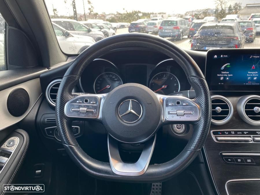 Mercedes-Benz GLC 300 e Coupe 4Matic — fotografia 6