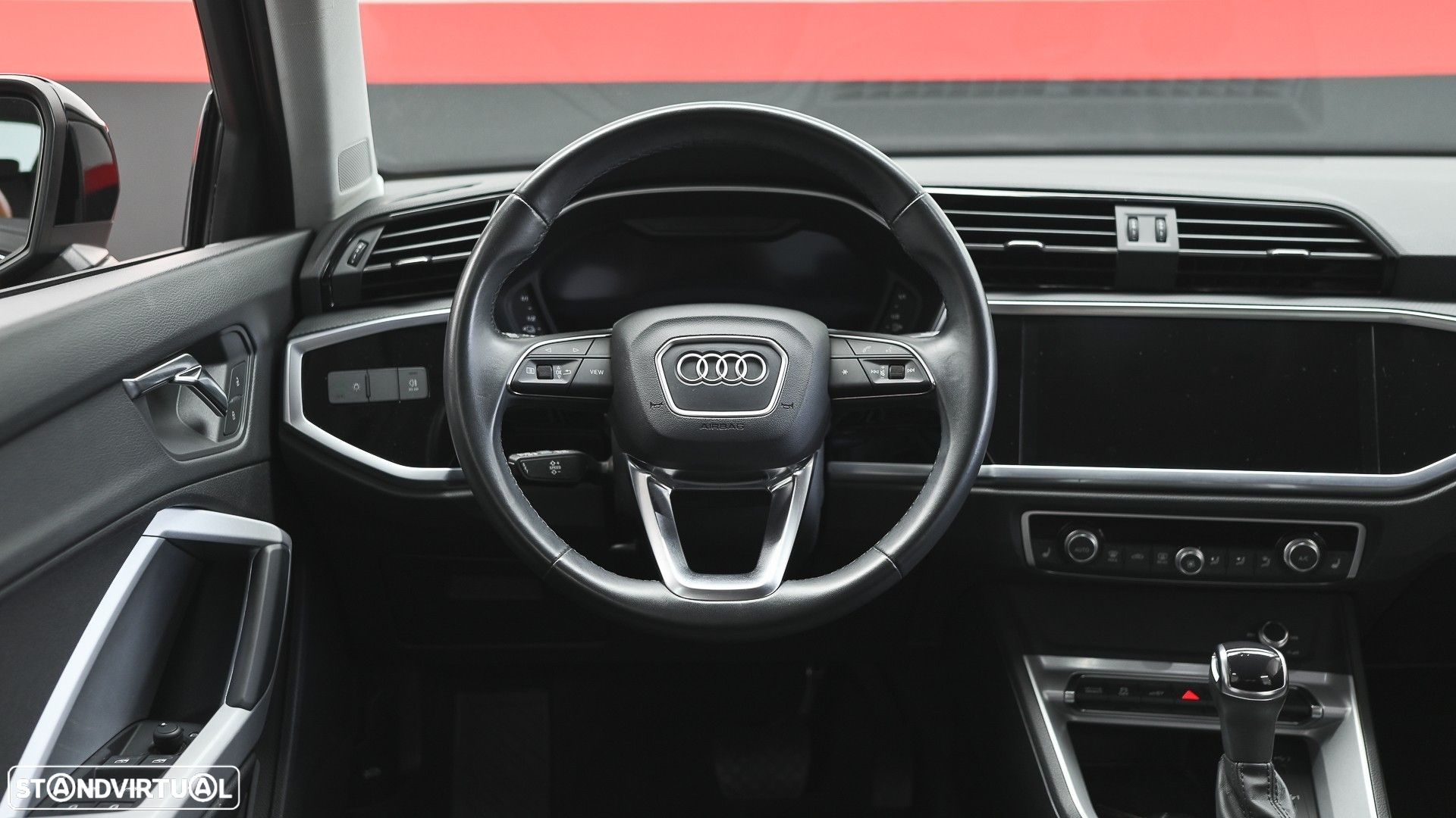 Audi Q3 45 TFSIe S line S tronic - 44