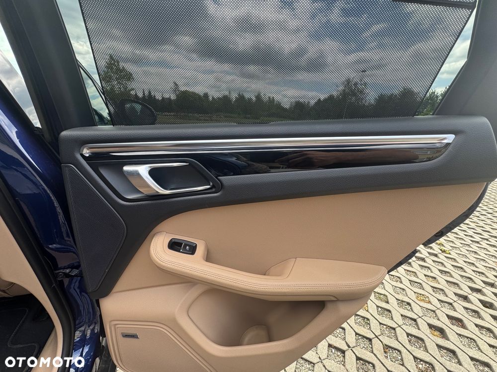 Porsche Macan Standard - 39