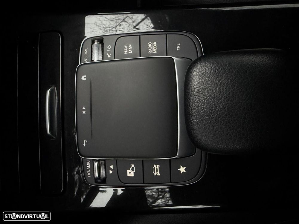 Mercedes-Benz A 180 Limousine d Business Solutions Aut. - 14