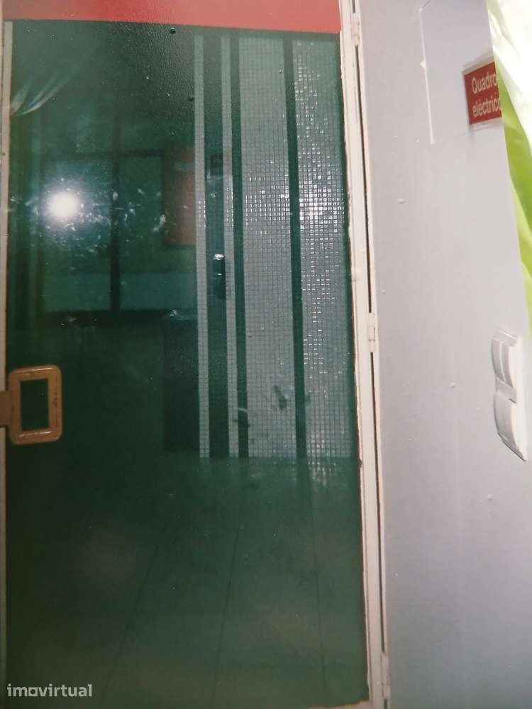 27.500,00 Vende-se Loja/escritório com 14m (valor negociável) - Grande imagem: 3/7