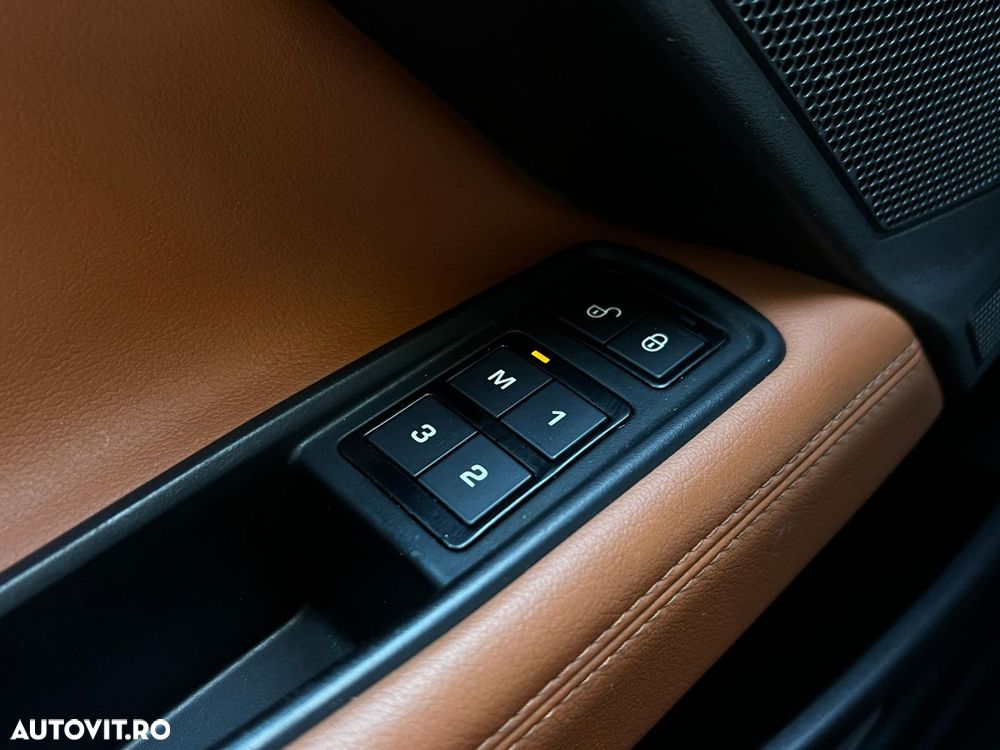 Jaguar XE 20d Aut. Portfolio - 28