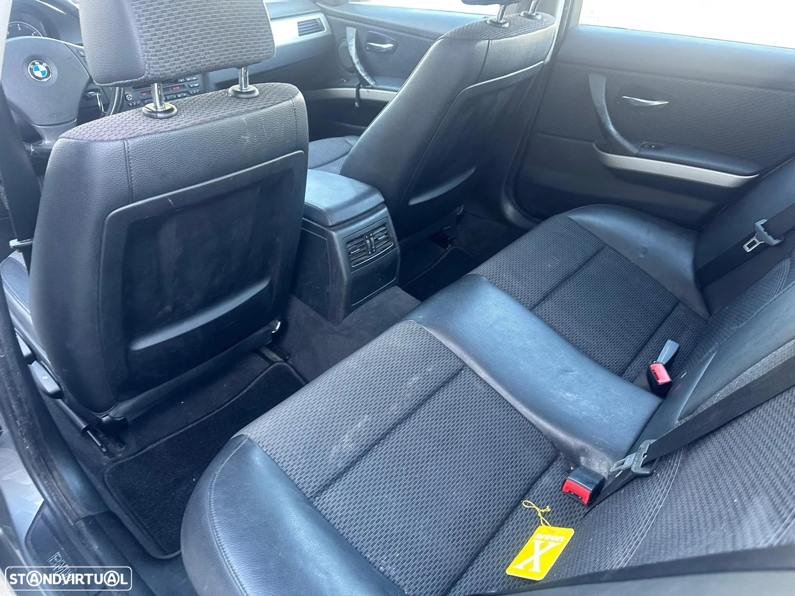 VW Golf Variant 1.6 TDi Sportline DSG - 21