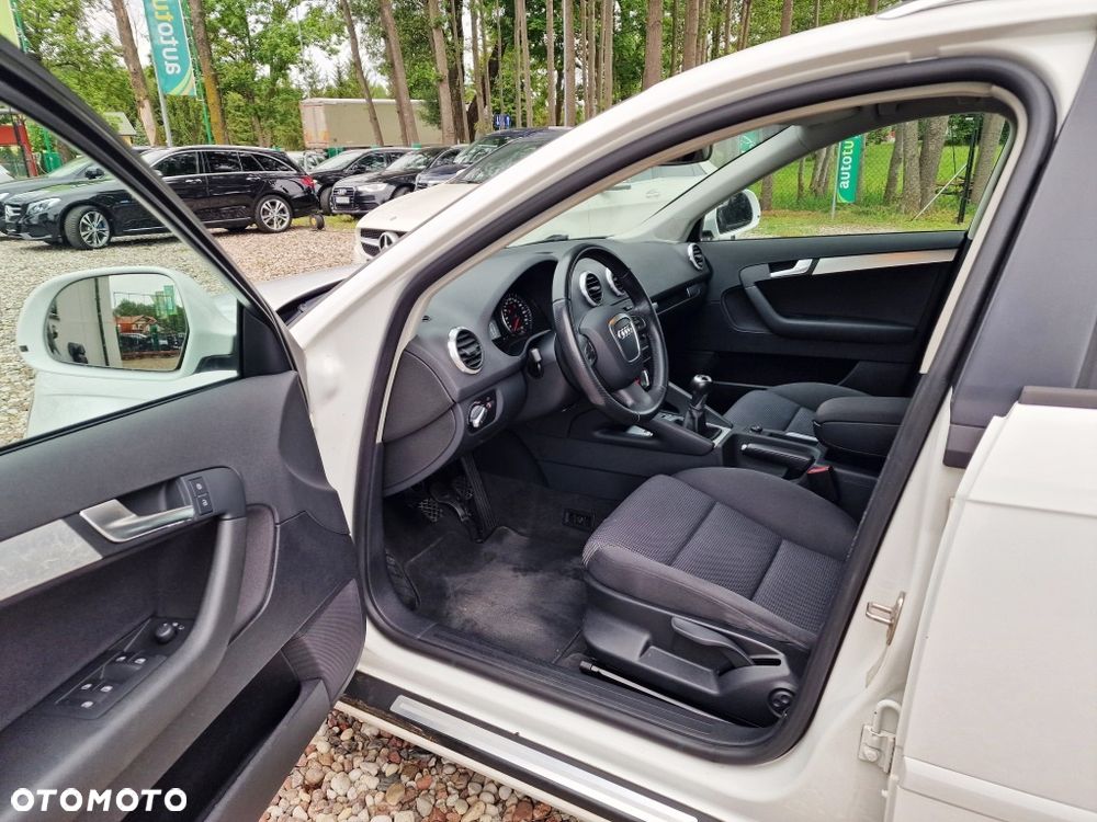Audi A3 Sportback - 7