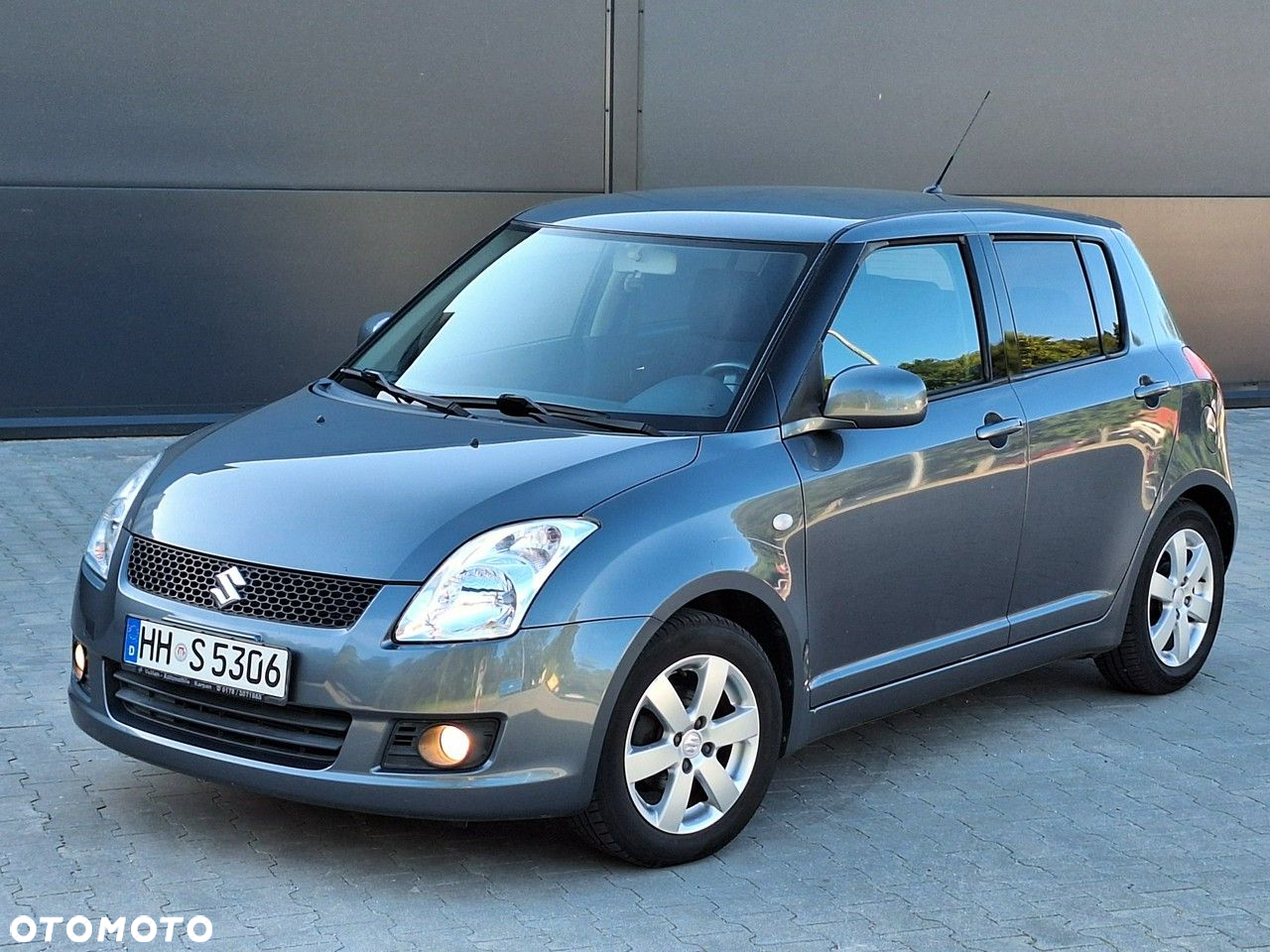 Suzuki Swift - 3