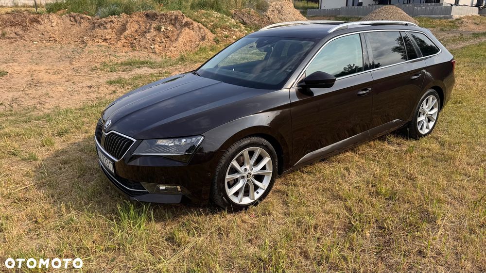 Skoda Superb 2.0 TDI DSG Style - 3