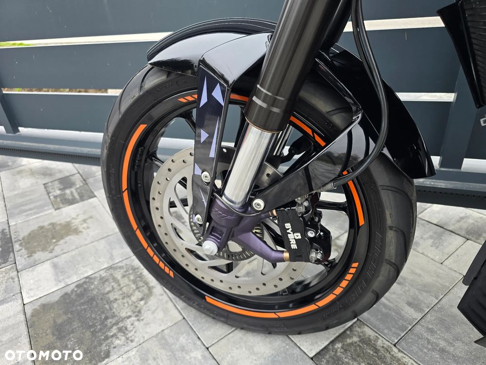 KTM Duke - 10