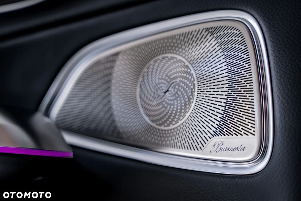 Mercedes-Benz Klasa E 300e 4Matic 9G-TRONIC Edition AMG Line - 39