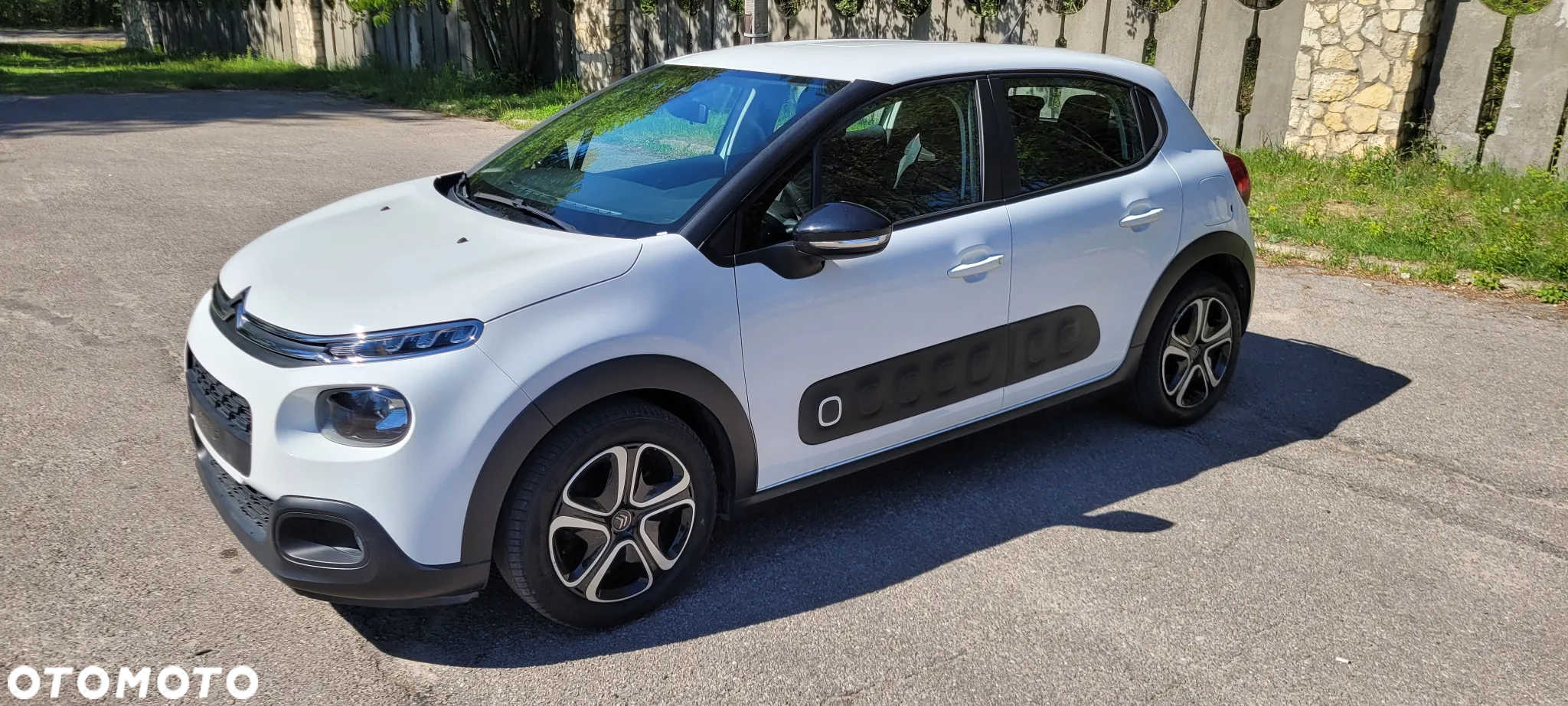 Citroën C3 1.2 PureTech Exclusive - 3