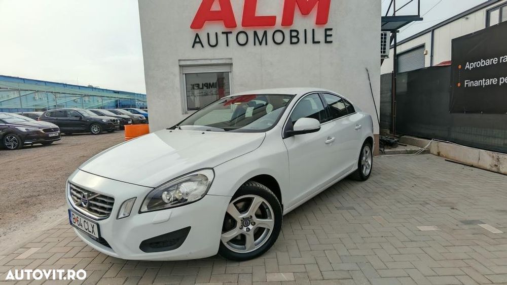 Volvo S60 D5 AWD Geartronic Edition - 3