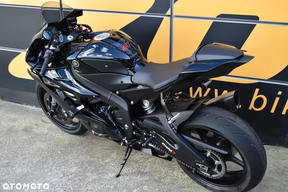 Yamaha R6 - 8
