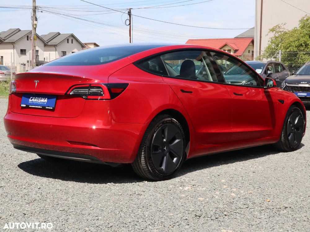 Tesla Model 3 Standard Reichweite Plus Hinterradantrieb - 3