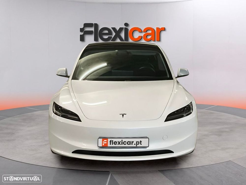 Tesla Model 3 - 7