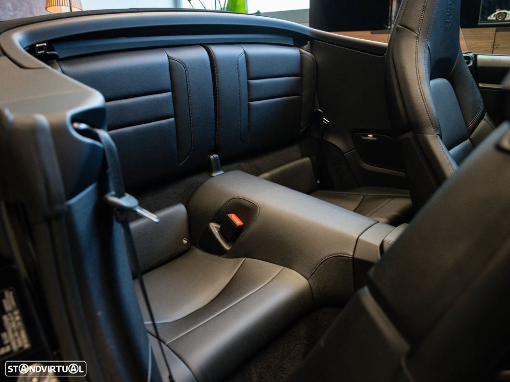 Porsche 911 (992) Carrera PDK - 47