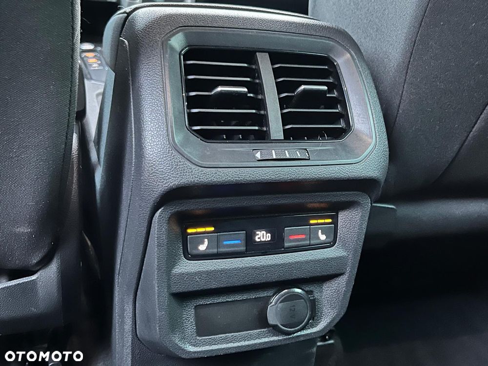 Volkswagen Tiguan 2.0 TDI SCR Elegance DSG - 30