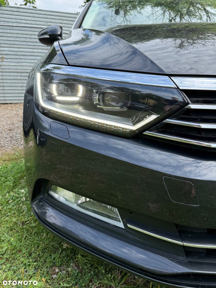 Volkswagen Passat Variant 1.6 TDI SCR DSG Comfortline - 4