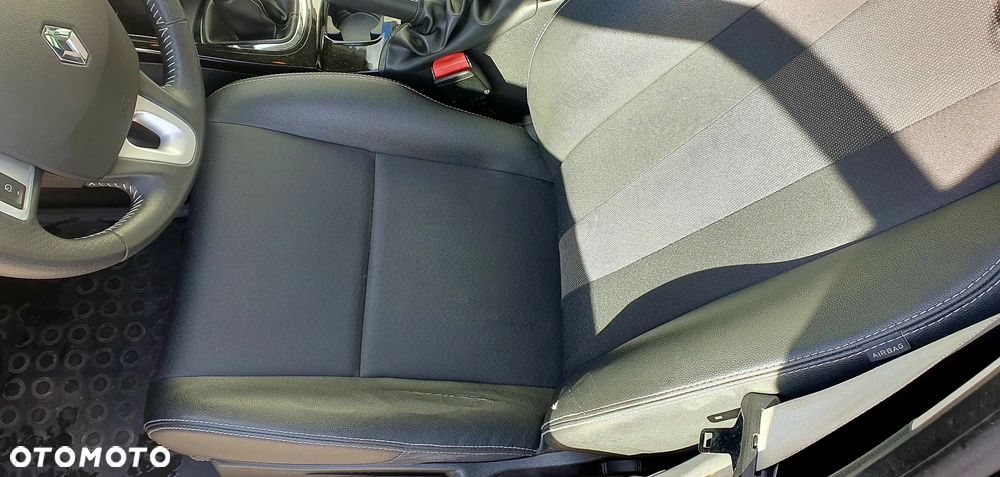 Renault Megane Grandtour ENERGY TCe 115 Start & Stop Bose Edition - 11