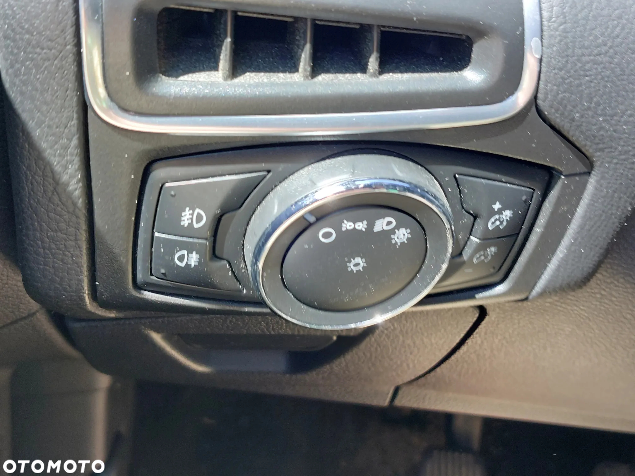 Ford Focus 1.0 EcoBoost Start-Stopp-System ST-Line - 23