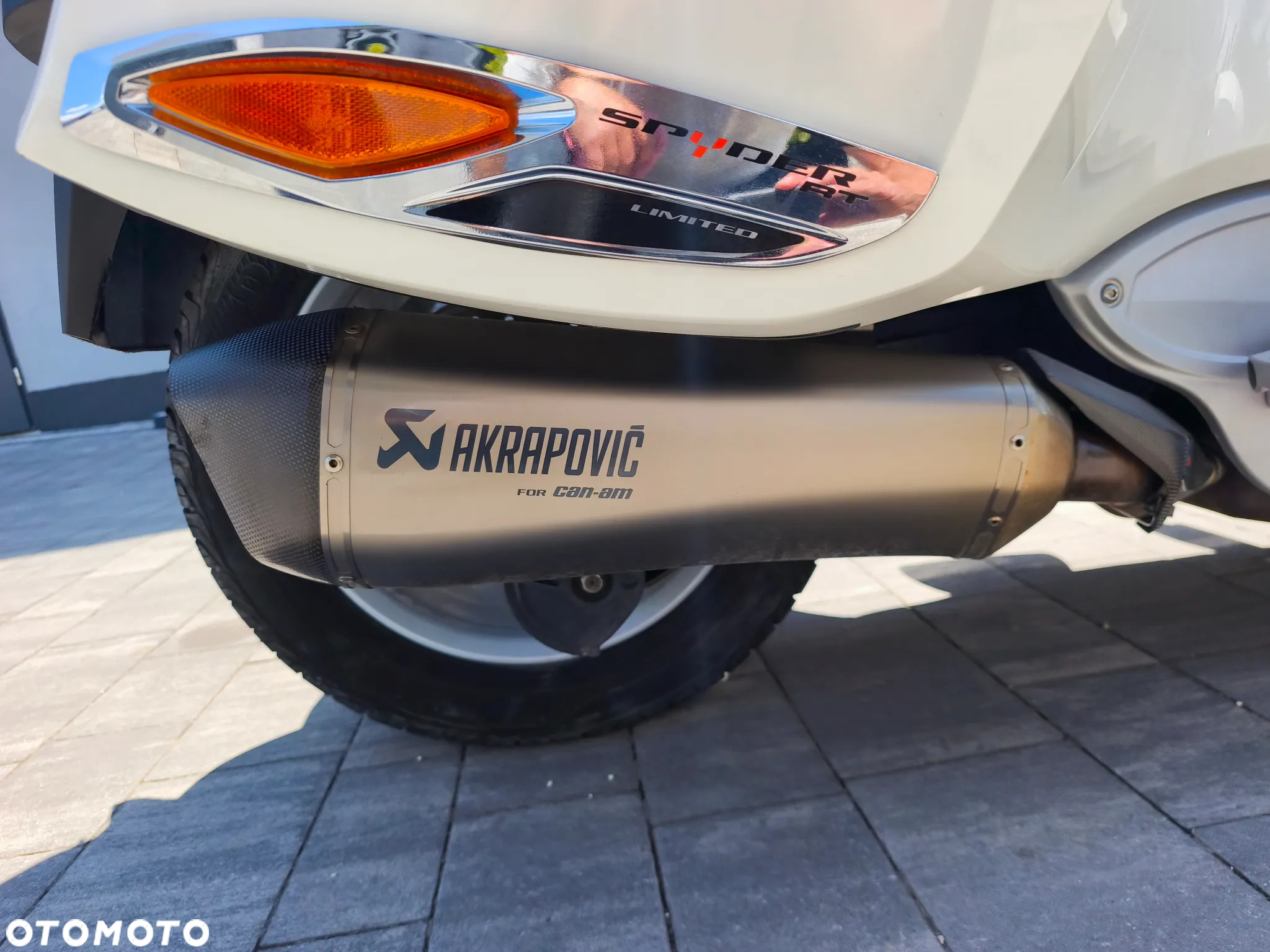 Can-Am Spyder - 9