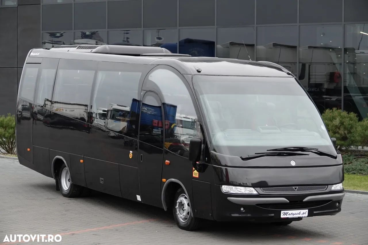 Iveco MAGO - 2 / AUTOBUZ SUBURBAN / 37 LOCU / AER CONDITIONAT / PIELE / IMPORTAT - 1