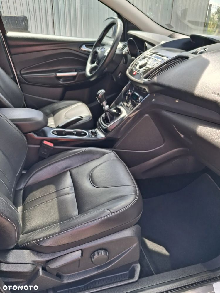 Ford Kuga - 20
