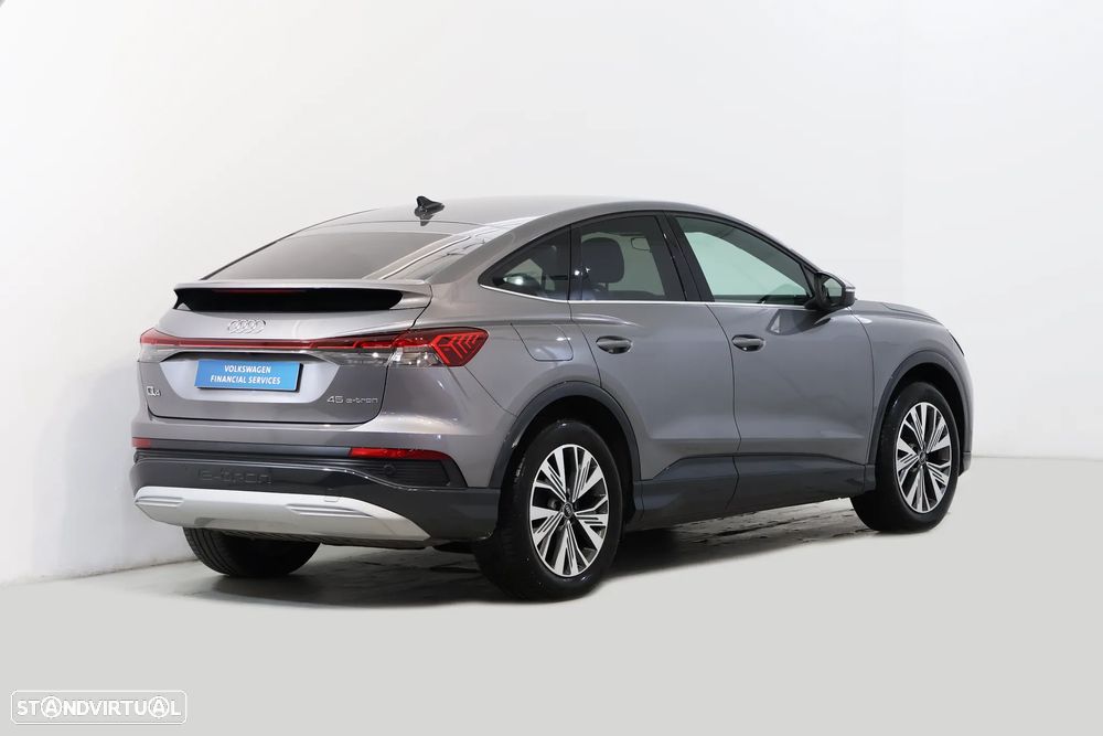 Audi Q4 Sportback e-tron - 3
