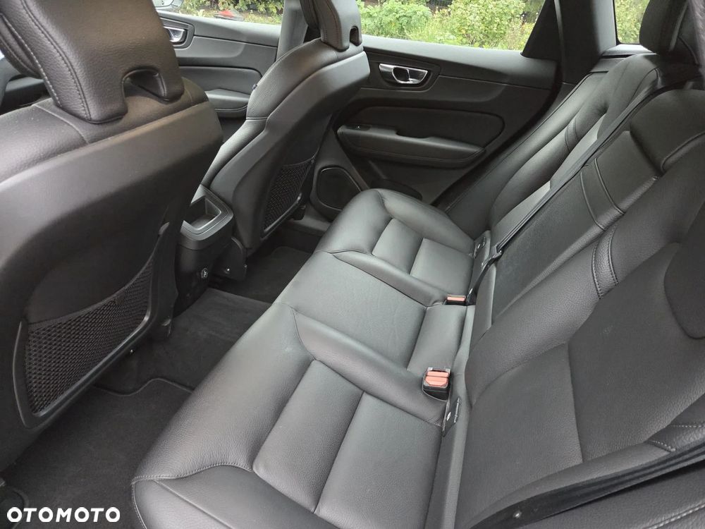 Volvo XC 60 T5 Geartronic Momentum Pro - 15