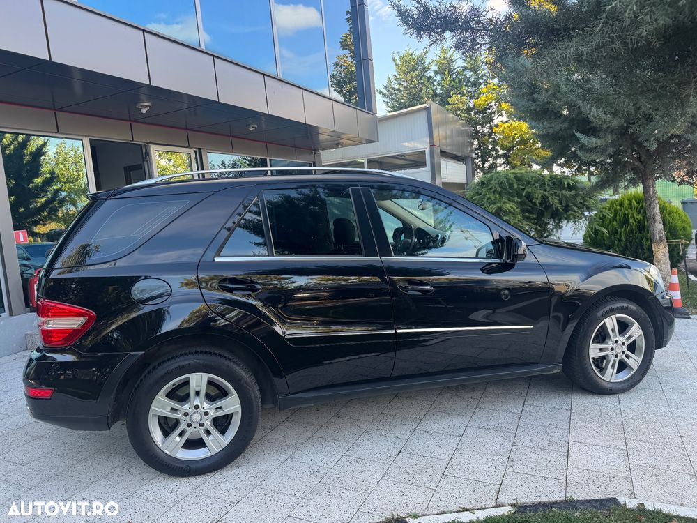 Mercedes-Benz ML 300 CDI 4Matic 7G-TRONIC DPF BlueEFFICIENCY - 32