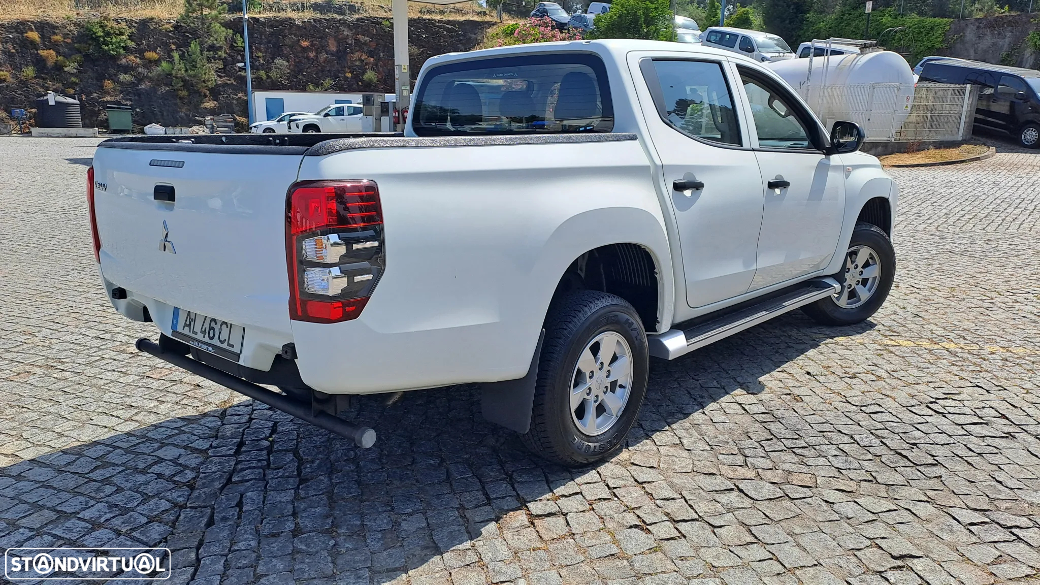 Mitsubishi L200 2.3 DI-D Space Cab Invite 4WD - 6
