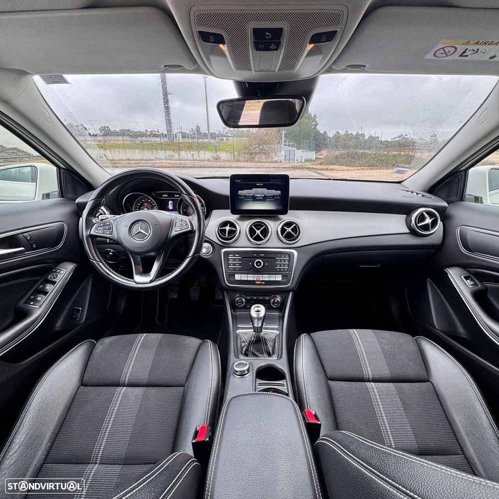 Mercedes-Benz GLA 180 d Style - 10