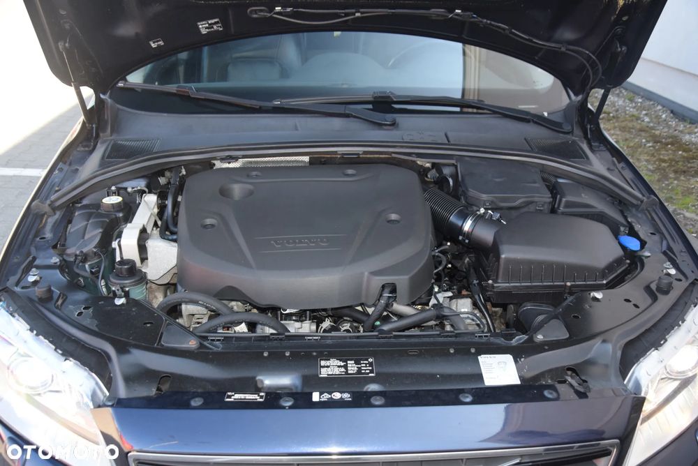 Volvo V70 D4 Momentum - 34