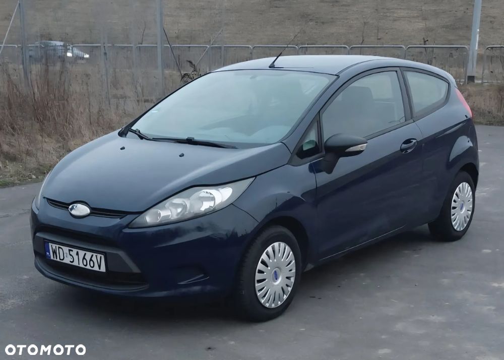 Ford Fiesta 1.25 Ambiente - 2