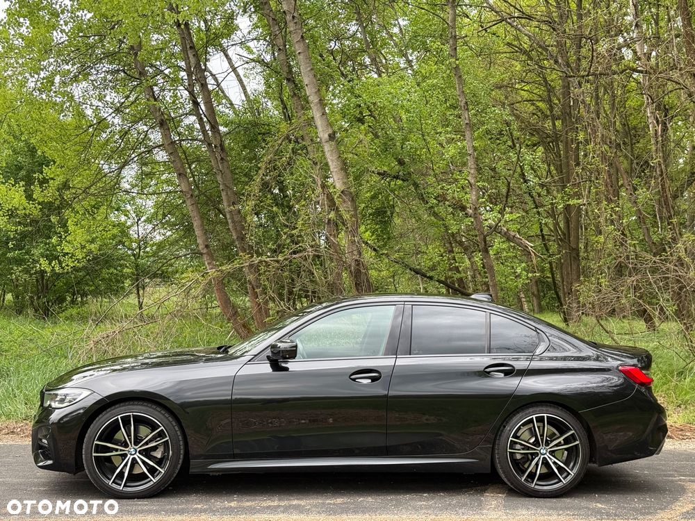 BMW Seria 3 330i M Sport - 15