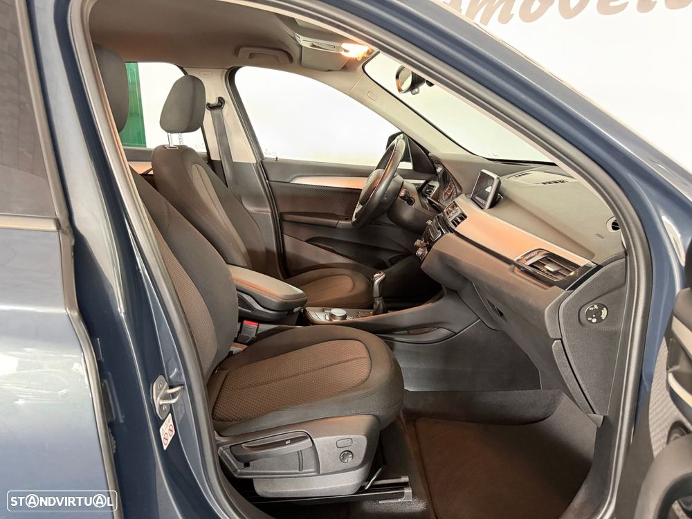 BMW X1 16 d sDrive Line Sport - 25