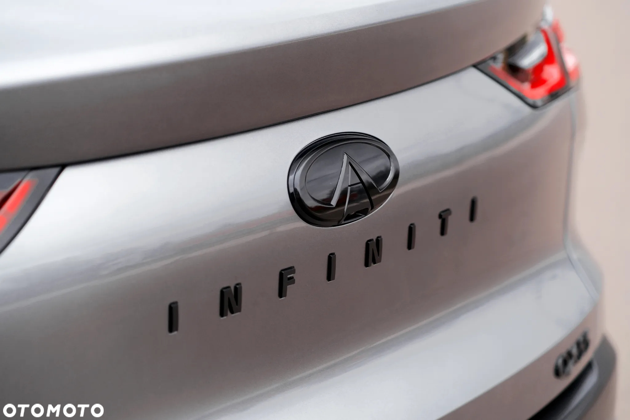 Infiniti QX50 - 21