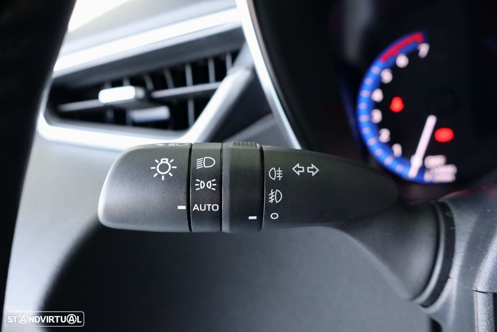 Toyota Corolla Touring Sports 1.8 Hybrid Comfort+P.Sport - 20