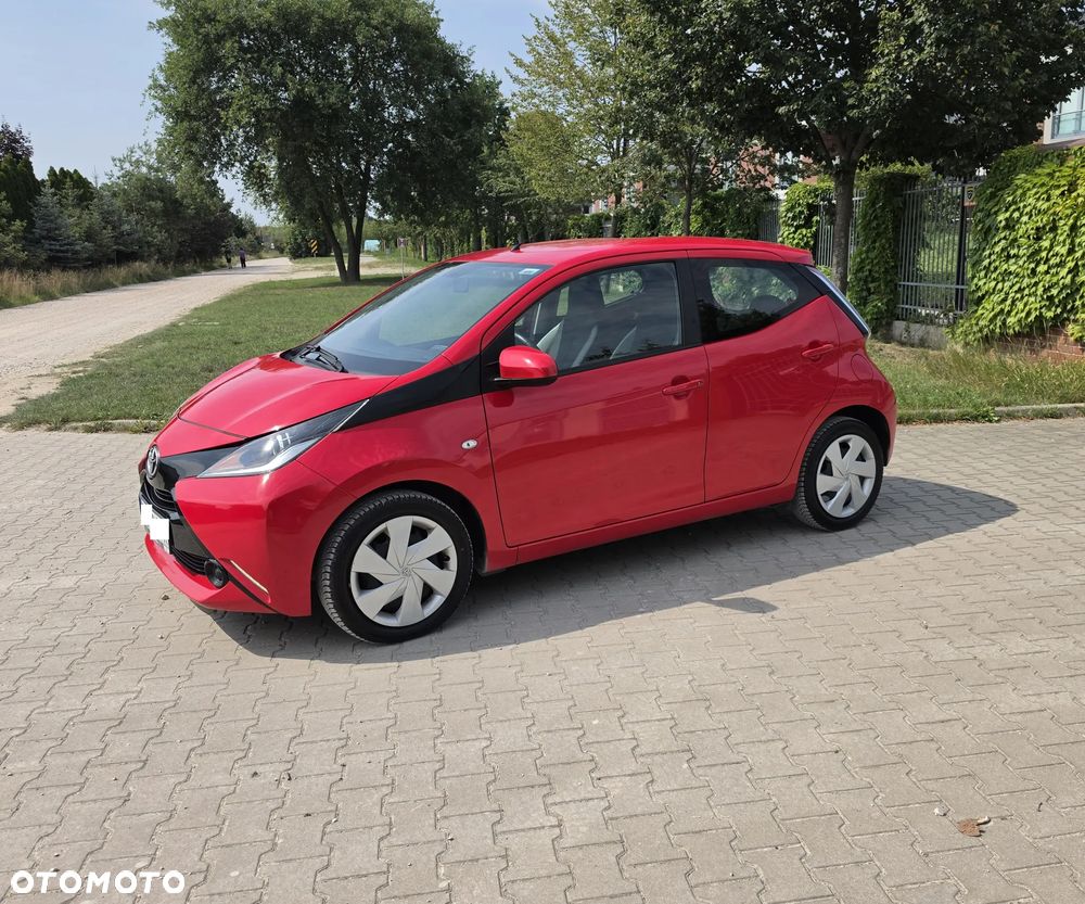 Toyota Aygo x-play touch - 13