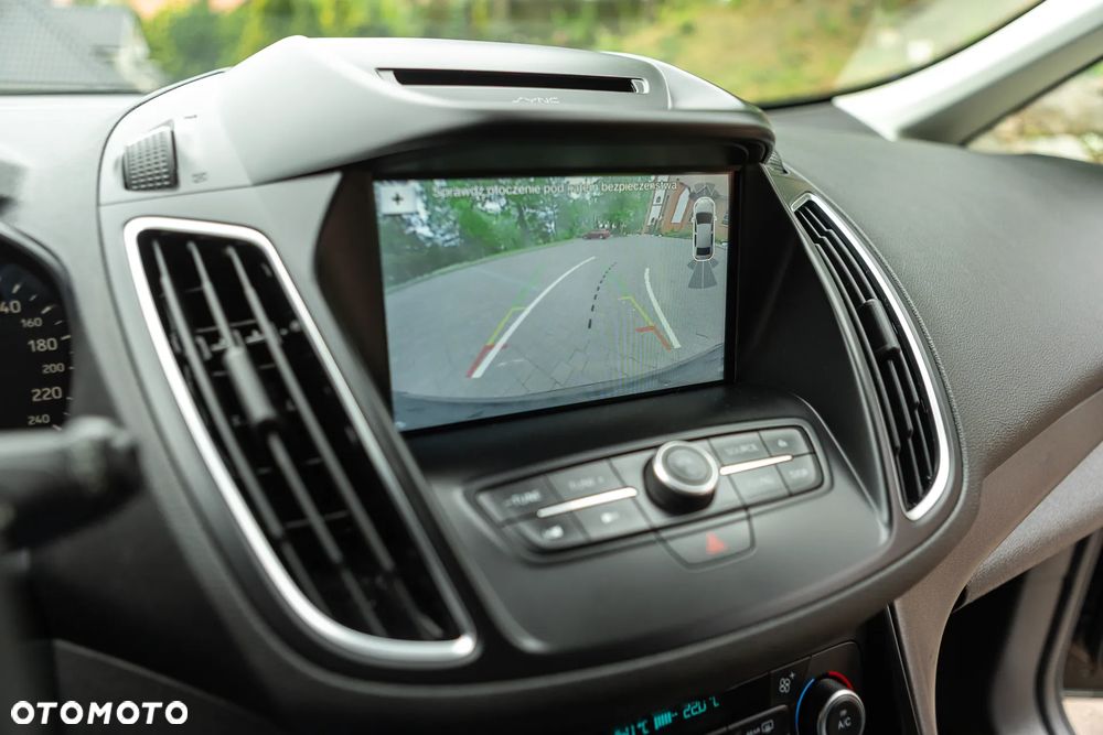 Ford Grand C-MAX - 29
