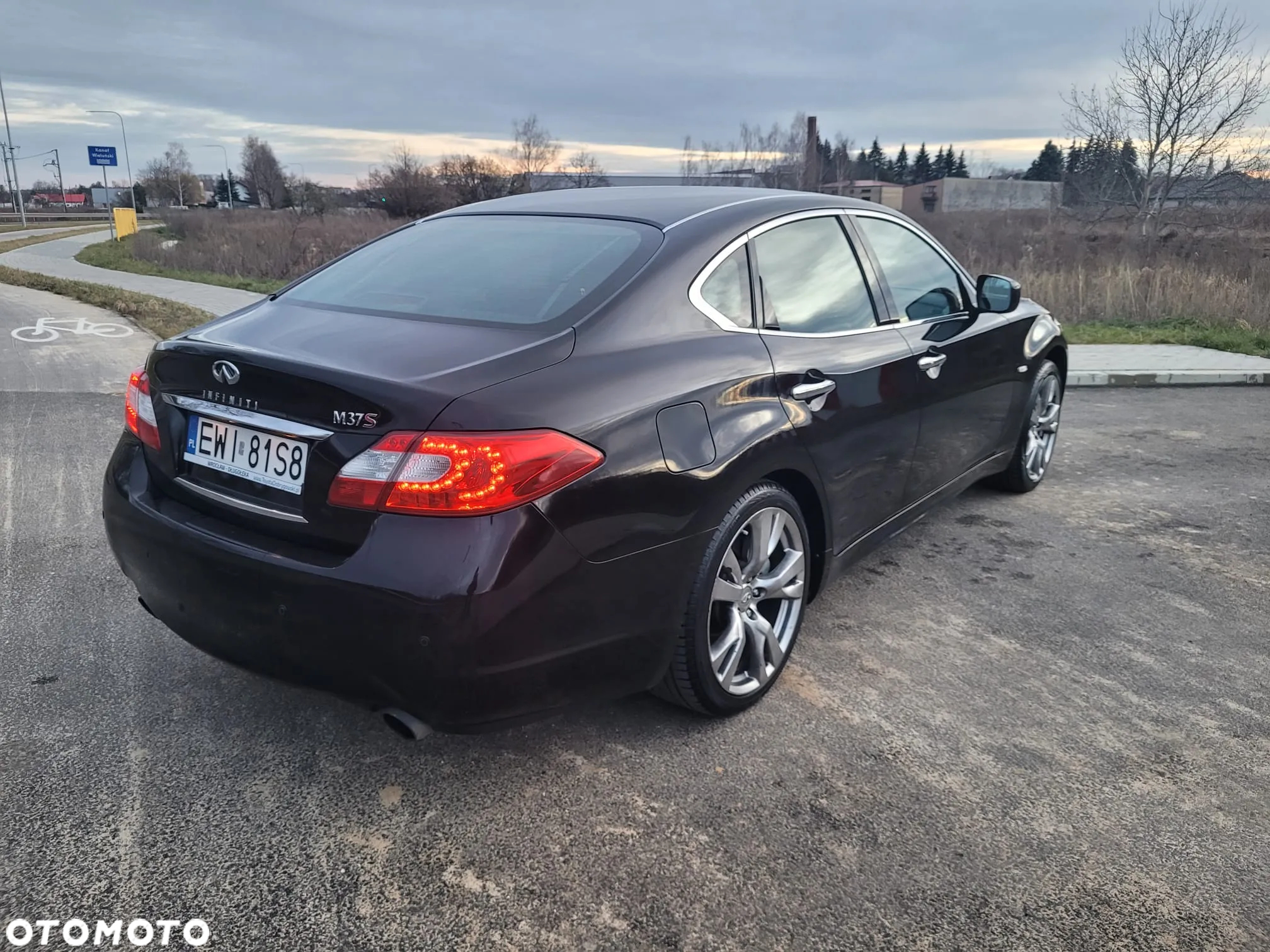 Infiniti M M37 S - 8