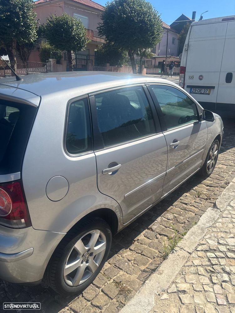 VW Polo 1.4 TDi Confortline - 4