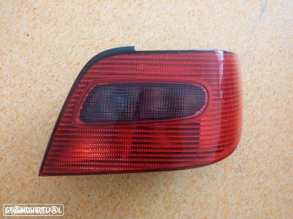Farolim farol tras direito citroen xsara - 1