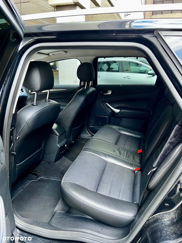 Ford Mondeo 2.3 Titanium - 10