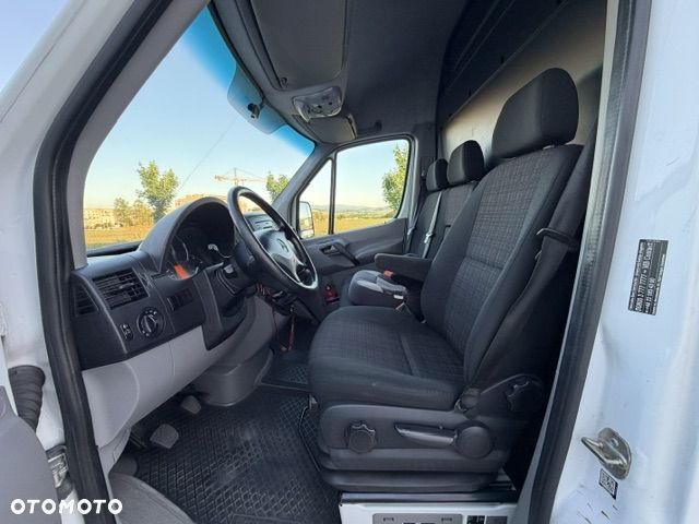Mercedes-Benz SPRINTER - 29