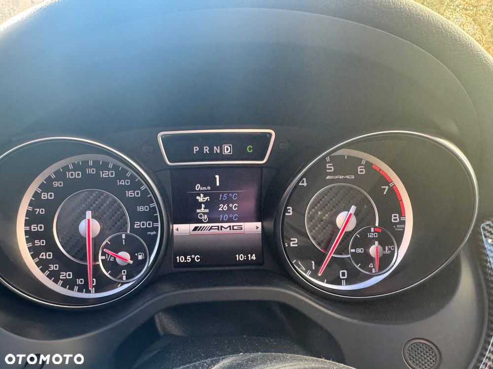 Mercedes-Benz CLA 45 AMG 4Matic 7G-DCT - 36